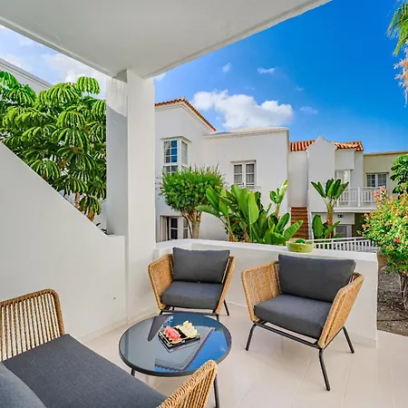 Luxury Apartment In Costa Adeje With 3 Pools One Is Heated 1 Bedroom And 2 Beds Exterior photo