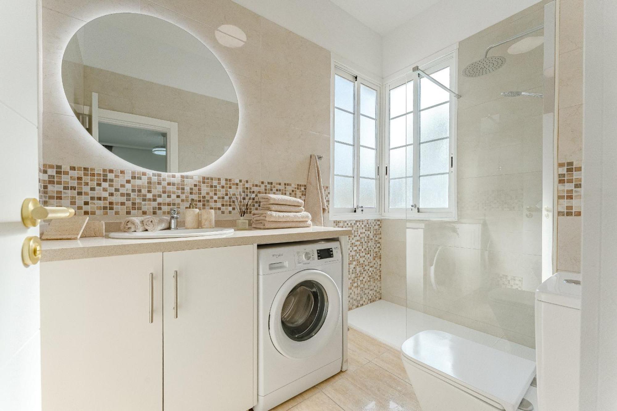 Luxury In With 3 Pools One Is Heated 1 Bedroom And 2 Beds Apartament *