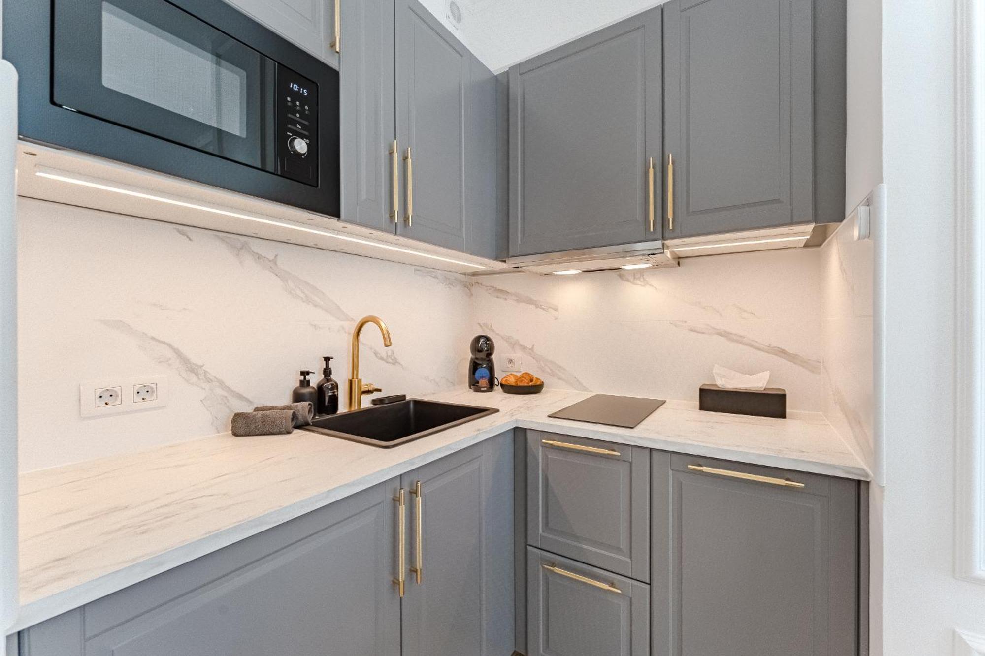 Luxury In With 3 Pools One Is Heated 1 Bedroom And 2 Beds Apartament *